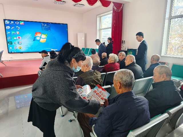 社區動態 法治暖陽照進千家萬戶——法律咨詢活動助力居民權益保障